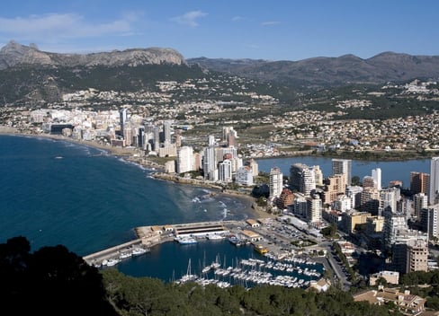 Baños de la Reina en Calpe: descubre la leyenda y encanto de este rincón