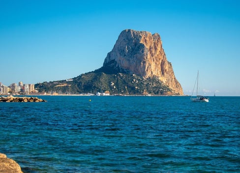 Cala la Manzanera à Calpe : découvrez cet espace singulier