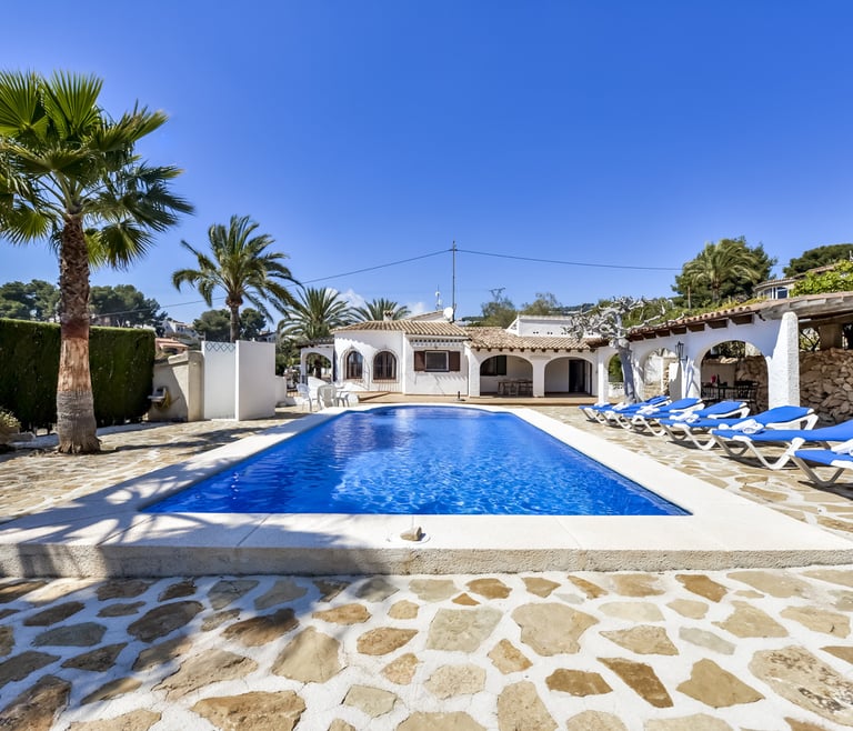 Alquiler de villa FLORES en Benissa