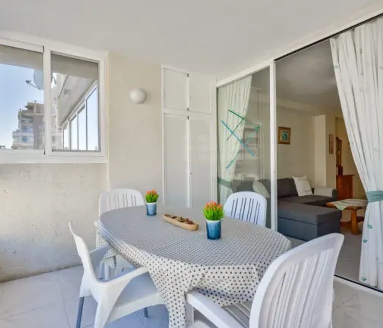 Alquiler de apartamento en Calpe APOLO XI con piscina. en Calpe