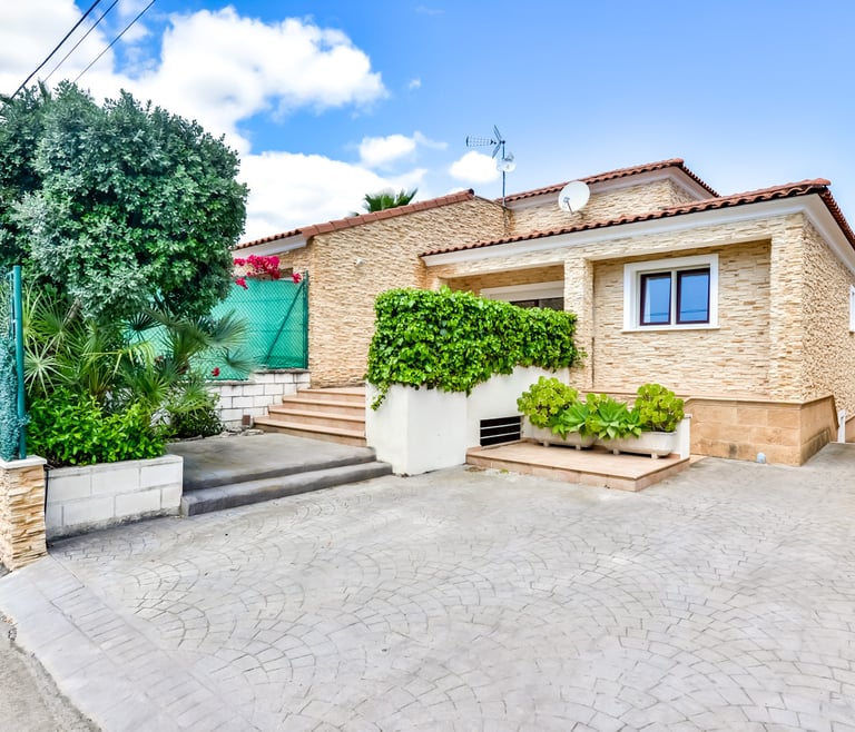 Villa for rent in Calpe, BERNIA in Calpe / Calp - Front