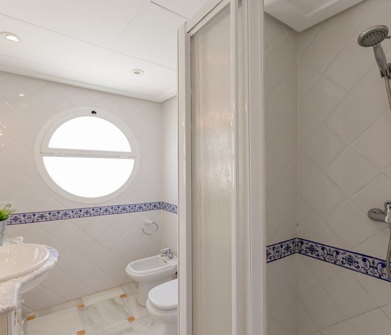 Alquiler de apartamento en Moraira, CAP DOR en Moraira - Baño