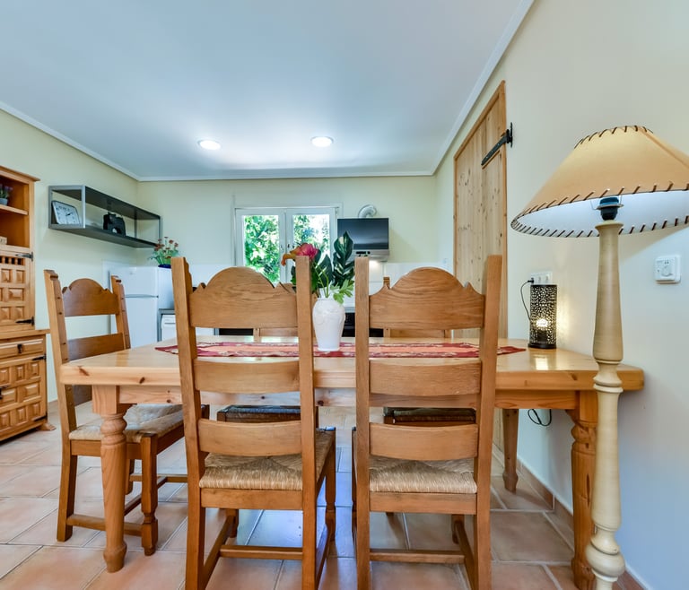 Villa te huur in Calpe CHIRLA en Calpe - Eetkamer