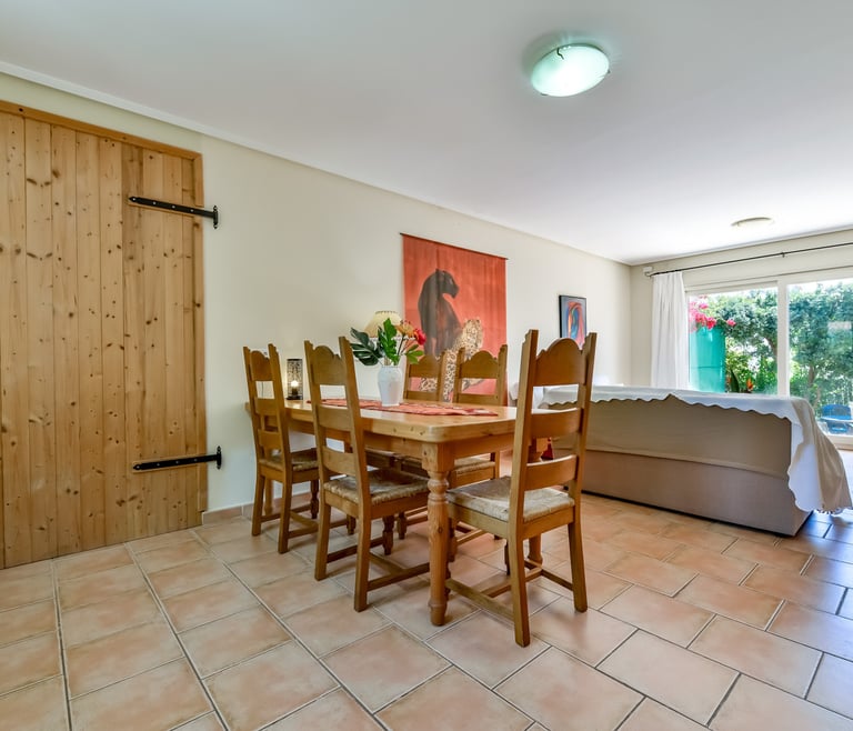 Villa te huur in Calpe CHIRLA en Calpe - Eetkamer