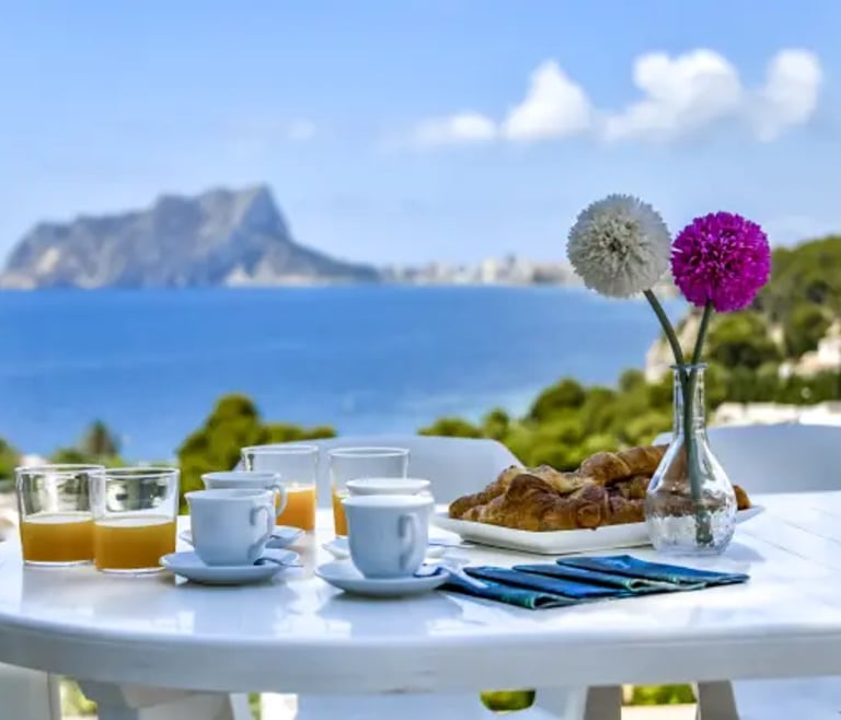 Alquiler de villa en Benissa ARC para 12, piscina privada y vistas al mar en Benissa