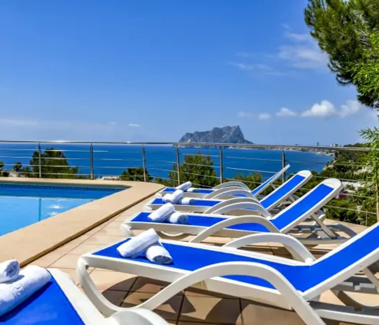 Alquiler de villa en Benissa ARC para 12, piscina privada y vistas al mar en Benissa