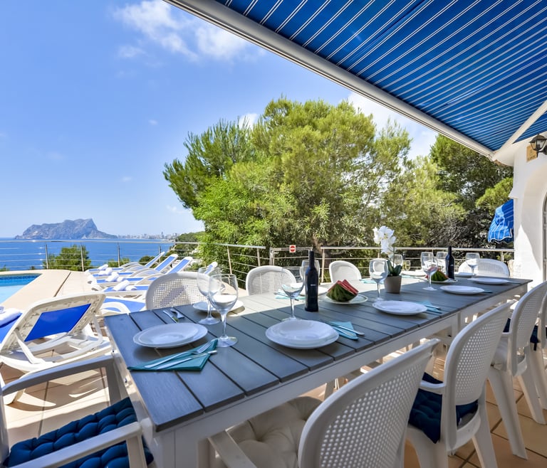 Alquiler de villa en Benissa ARC para 12, piscina privada y vistas al mar en Benissa - Terraza