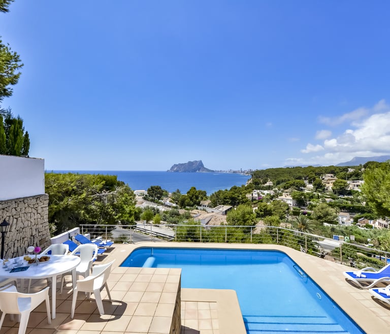 Alquiler de villa en Benissa ARC para 12, piscina privada y vistas al mar en Benissa - Piscina