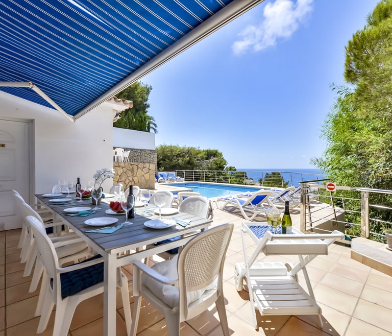 Alquiler de villa en Benissa ARC para 12, piscina privada y vistas al mar en Benissa - Terraza