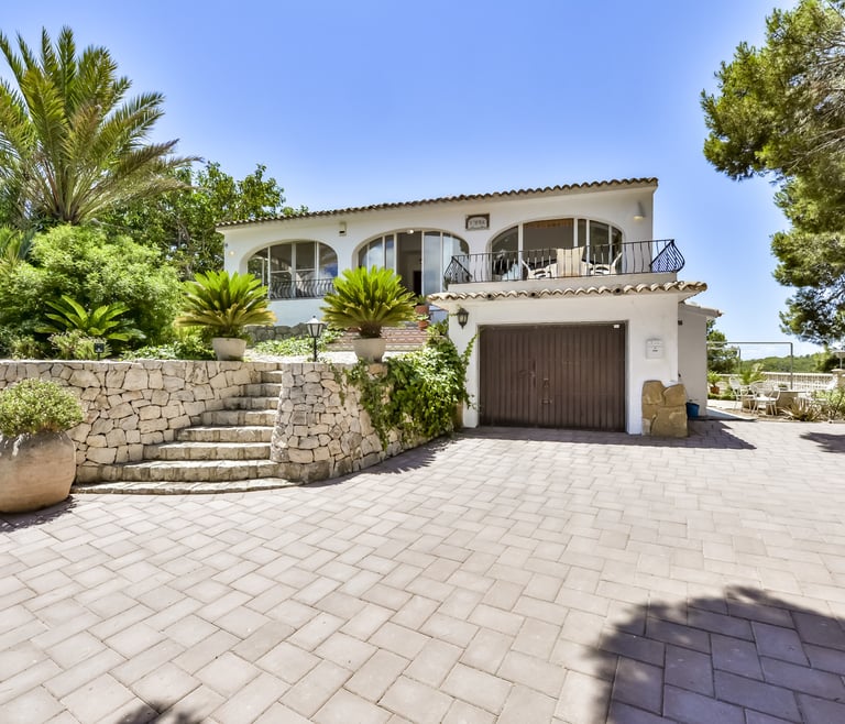 Alquiler de villa en Benissa ARC para 12, piscina privada y vistas al mar en Benissa - Exterior
