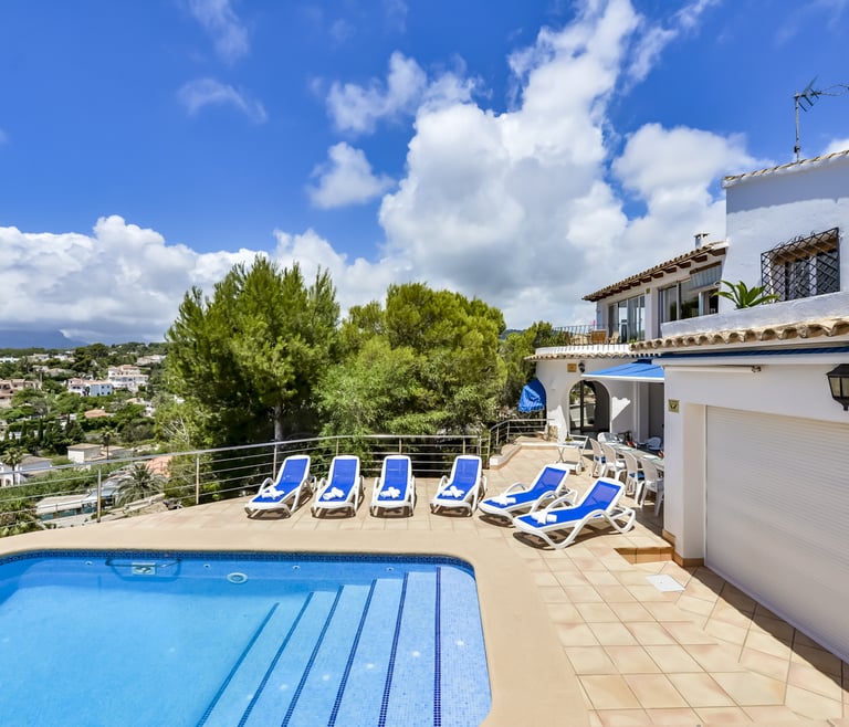 Alquiler de villa en Benissa ARC para 12, piscina privada y vistas al mar en Benissa - Piscina