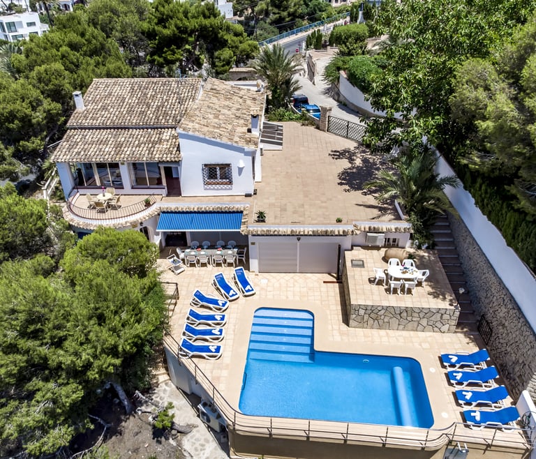 Alquiler de villa en Benissa ARC para 12, piscina privada y vistas al mar en Benissa - Exterior