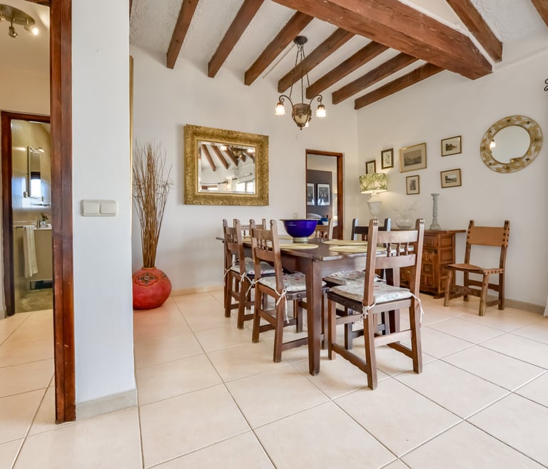 Villa te huur in Calpe ARCADIEN  en Calpe - Eetkamer