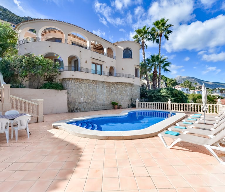 Villa te huur in Calpe ARCADIEN  en Calpe - Voorzijde