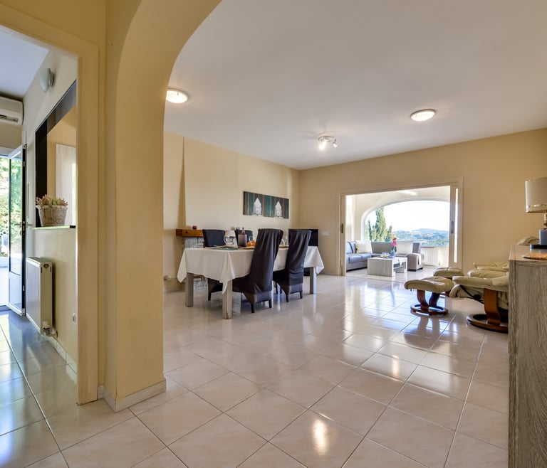 Villa te huur in Calpe CUCARRES en Calpe - Eetkamer