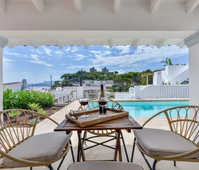 Villa for rent in El Portet de Moraira, SAN VICENTE, 50 mts from the water and private pool. in Moraira