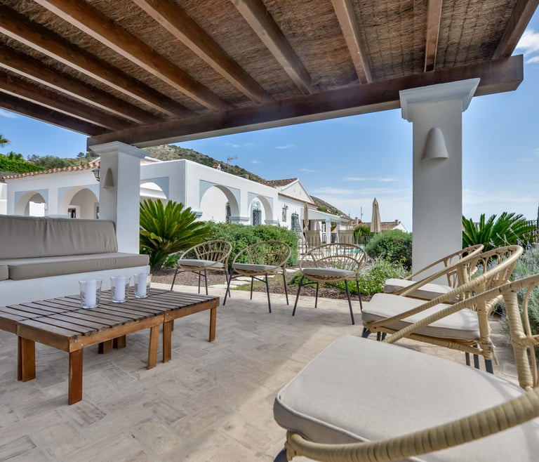 Villa à louer à El Portet de Moraira, SAN VICENTE, 50 mts de l'eau et piscine privée. à Moraira - Terrasse