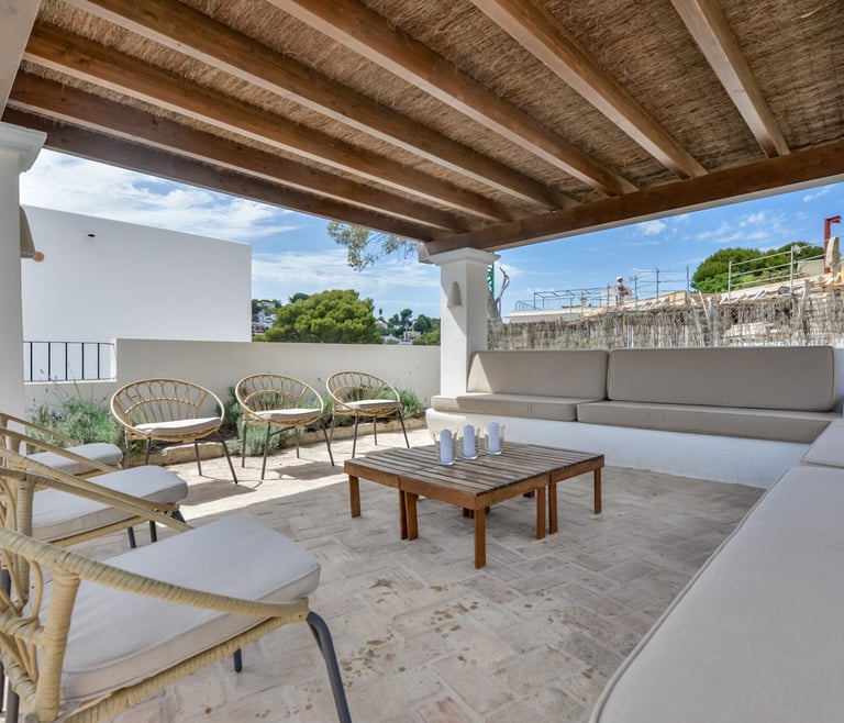 Villa à louer à El Portet de Moraira, SAN VICENTE, 50 mts de l'eau et piscine privée. à Moraira - Terrasse