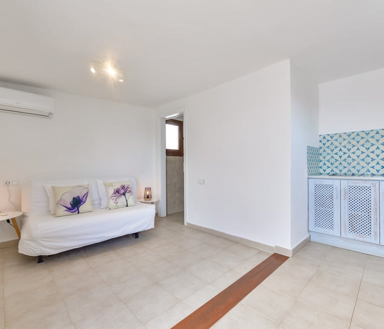 Villa à louer à El Portet de Moraira, SAN VICENTE, 50 mts de l'eau et piscine privée. à Moraira - Autres