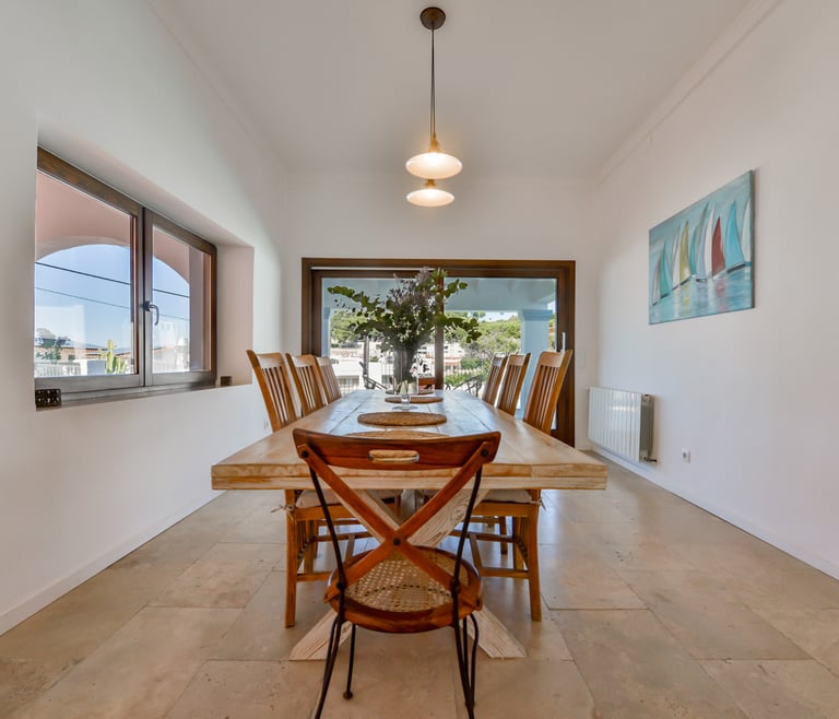 Villa à louer à El Portet de Moraira, SAN VICENTE, 50 mts de l'eau et piscine privée. à Moraira - Salon