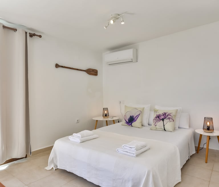 Villa à louer à El Portet de Moraira, SAN VICENTE, 50 mts de l'eau et piscine privée. à Moraira - Autres