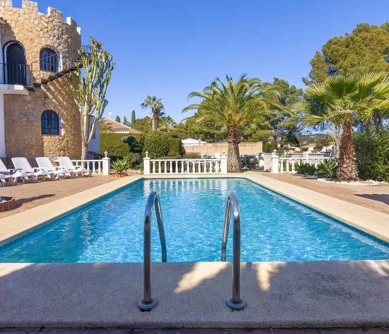  Villa te huur in Benissa, PETRA en Benissa - Zwembad