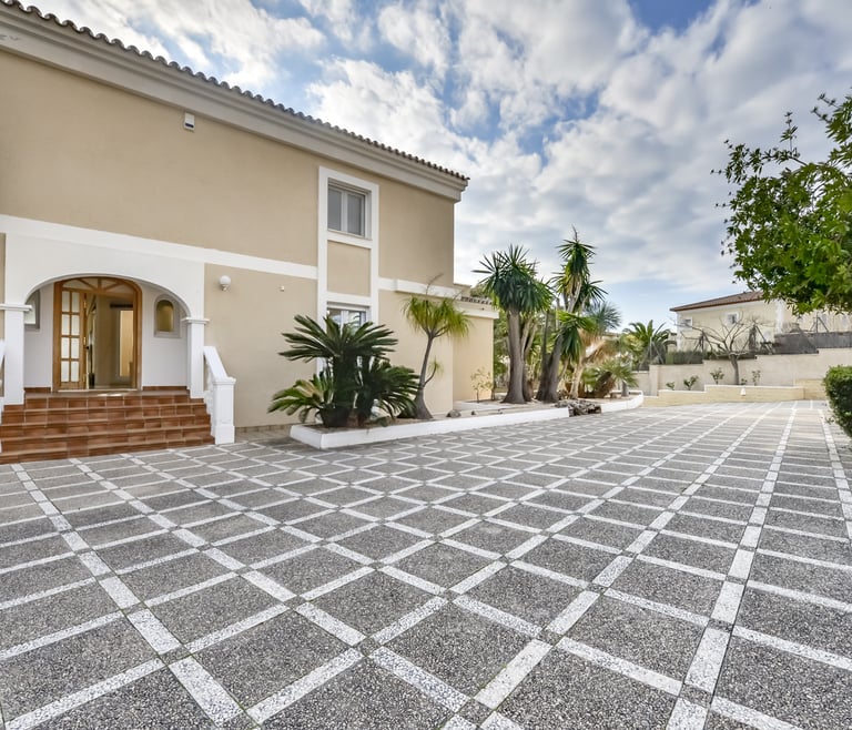 Villa rental in Calpe IFACH in Calpe / Calp - Exterior