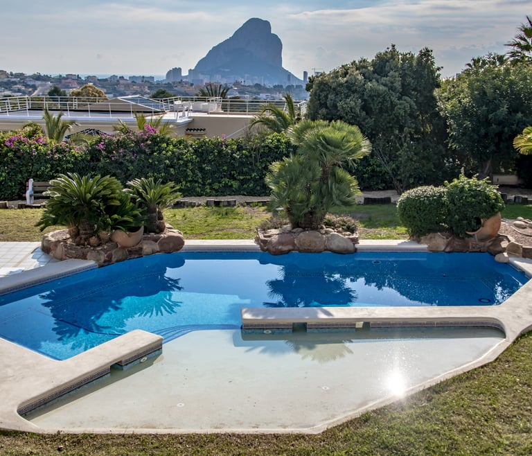 Villa rental in Calpe IFACH in Calpe / Calp - Swimming pool