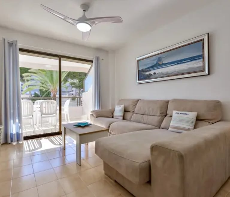 Apartamentos Paraiso Mar en primera linea de playa de Calpe, TROND en Calpe
