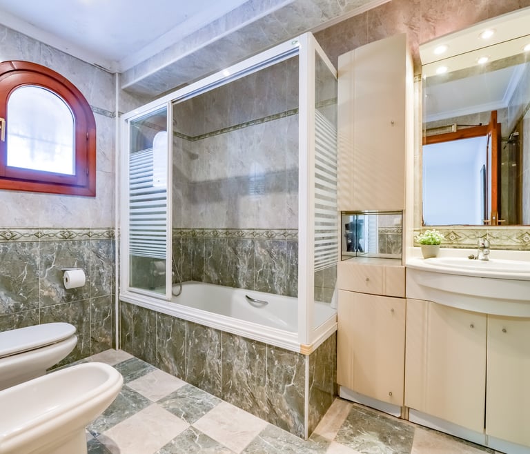 MOUNA,bonita villa en Calpe para 6 pax, piscina privada y wifi gratis en Calpe - Baño