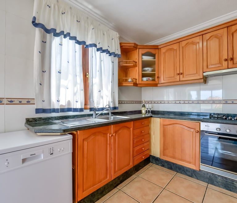 MOUNA,bonita villa en Calpe para 6 pax, piscina privada y wifi gratis en Calpe - Cocina