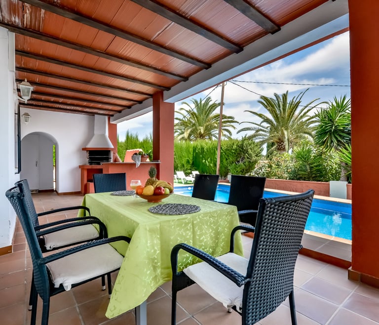 MOUNA,bonita villa en Calpe para 6 pax, piscina privada y wifi gratis en Calpe - Terraza