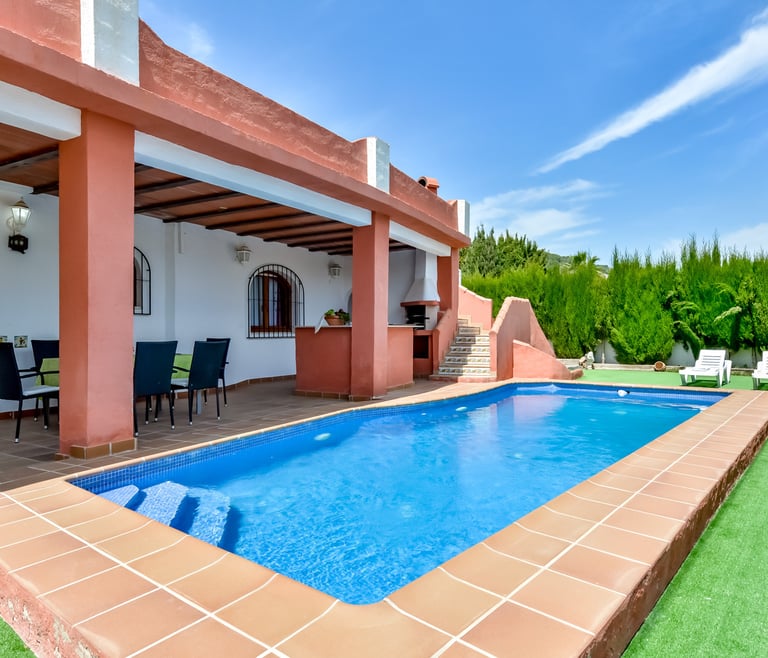 MOUNA,bonita villa en Calpe para 6 pax, piscina privada y wifi gratis en Calpe - Piscina