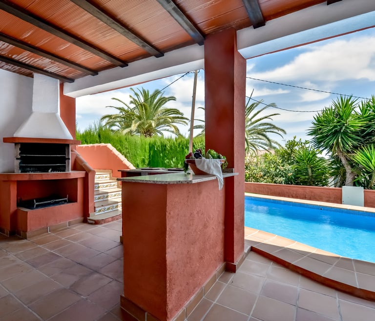 MOUNA,bonita villa en Calpe para 6 pax, piscina privada y wifi gratis en Calpe - Terraza