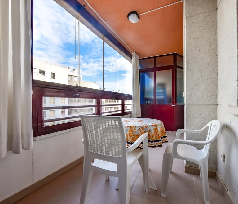 ZAFIRO,apartamentos Zafiro para 6 pax en la playa Levante,Calpe wifi gratis. en Calpe - Otros