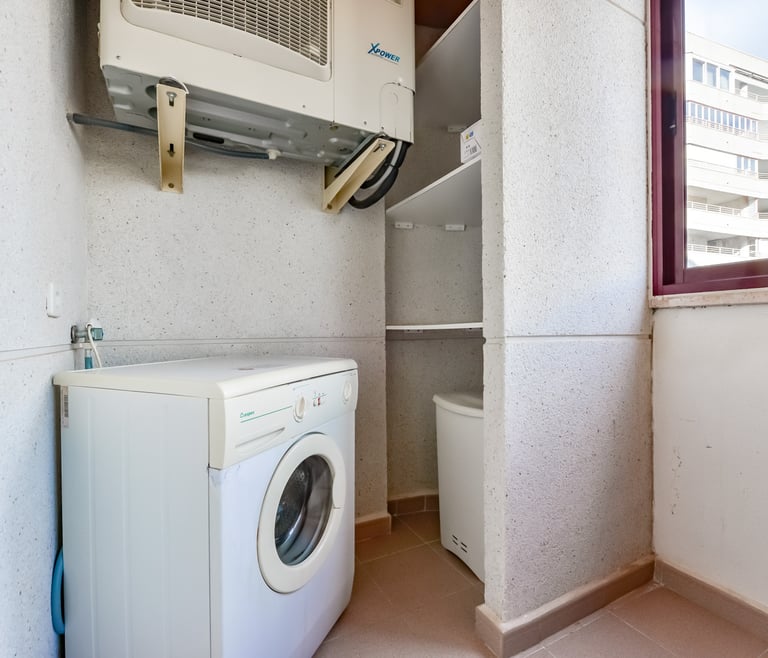 ZAFIRO,apartamentos Zafiro para 6 pax en la playa Levante,Calpe wifi gratis. en Calpe - Otros