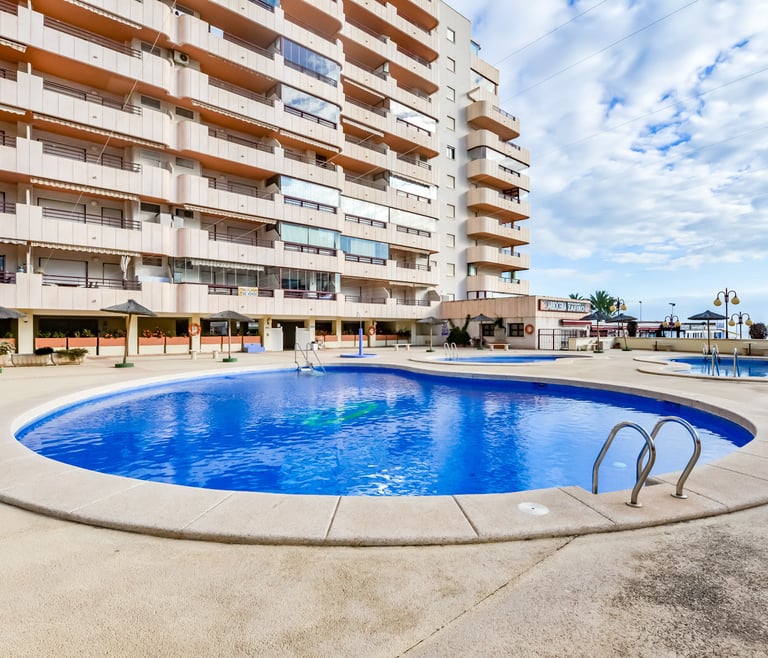 ZAFIRO,apartamentos Zafiro para 6 pax en la playa Levante,Calpe wifi gratis. en Calpe - Otros