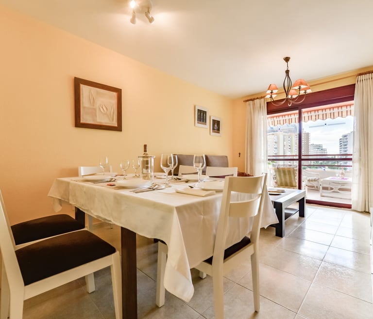 ZAFIRO,apartamentos Zafiro para 6 pax en la playa Levante,Calpe wifi gratis. en Calpe - Otros