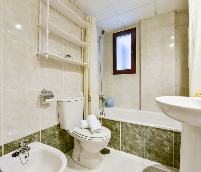 ZAFIRO,apartamentos Zafiro para 6 pax en la playa Levante,Calpe wifi gratis. en Calpe - Otros