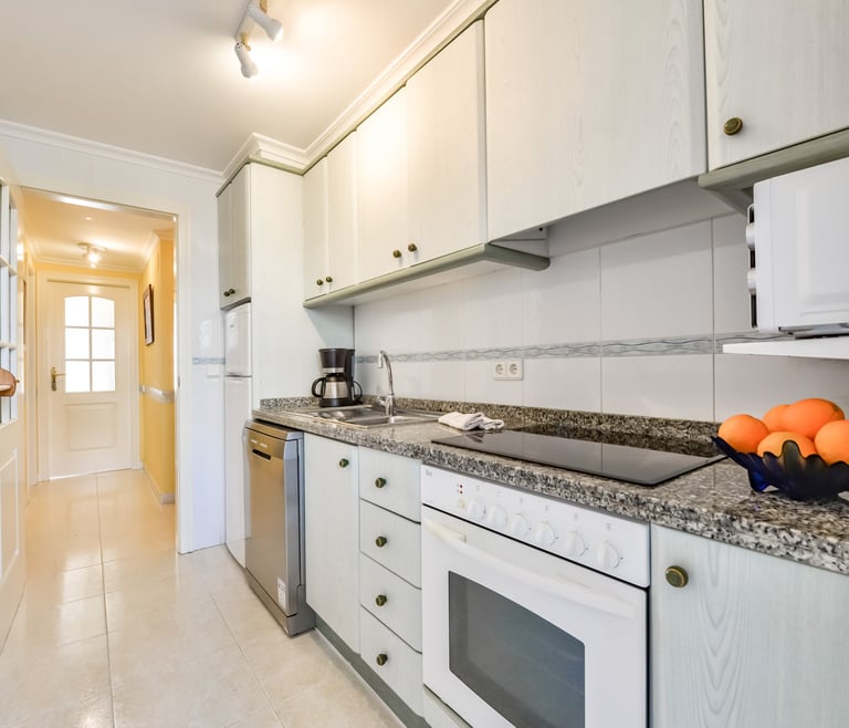 ZAFIRO,apartamentos Zafiro para 6 pax en la playa Levante,Calpe wifi gratis. en Calpe - Otros