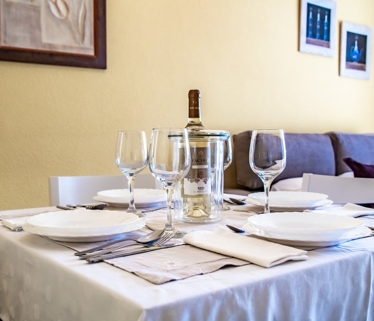 ZAFIRO,apartamentos Zafiro para 6 pax en la playa Levante,Calpe wifi gratis. en Calpe - Otros
