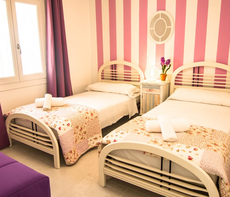 Alquiler de villa en Calpe BELVIC, piscina privada 4 pax en Calpe - Habitaciones