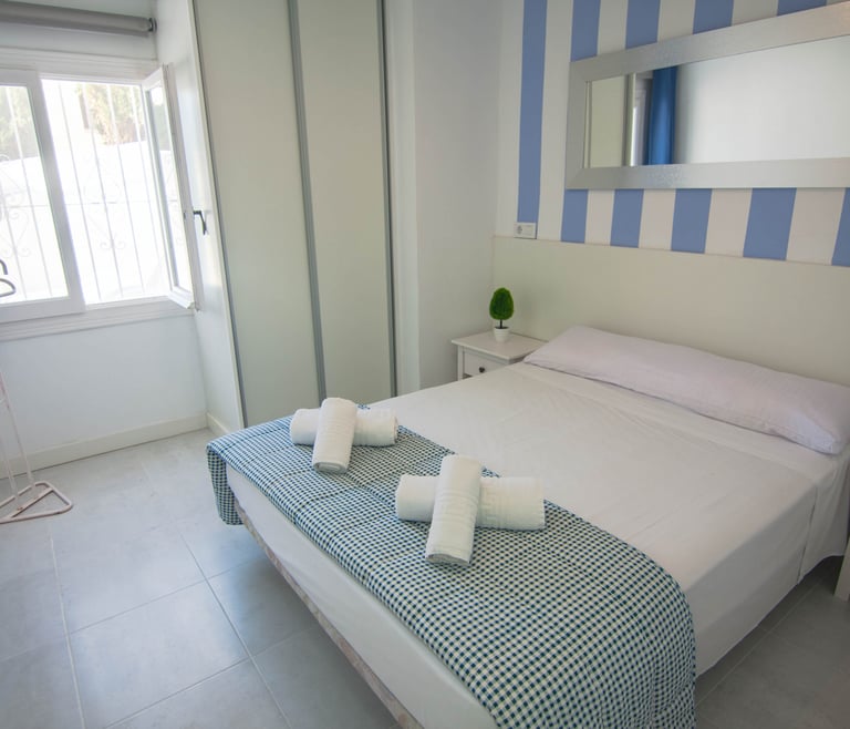 Alquiler de villa en Calpe BELVIC, piscina privada 4 pax en Calpe - Habitaciones