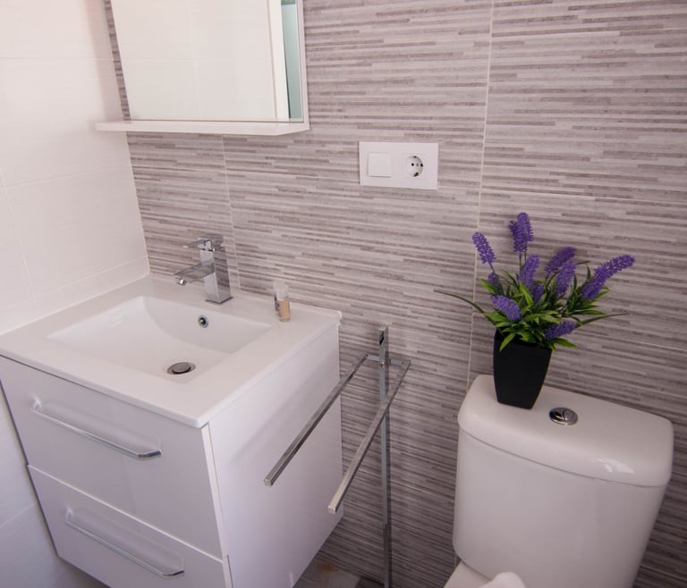 Alquiler de villa en Calpe BELVIC, piscina privada 4 pax en Calpe - Baño