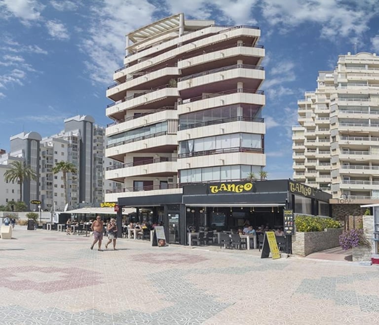 TOPACIO IV,apartamentos Topacio Calpe en la playa Levante. en Calpe - Exterior