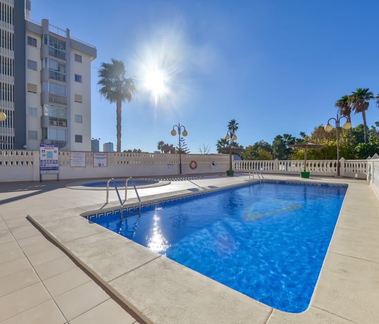 TOPACIO IV,apartamentos Topacio Calpe en la playa Levante. en Calpe - Piscina