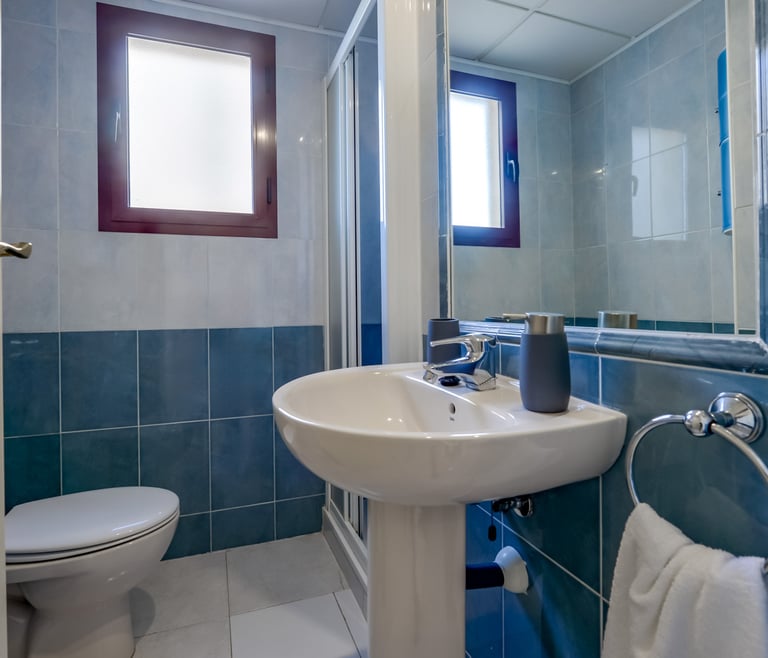 TOPACIO IV,apartamentos Topacio Calpe en la playa Levante. en Calpe - Baño