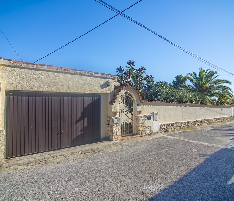 Alquiler de villa JOSE MARIE en Benissa - Garaje
