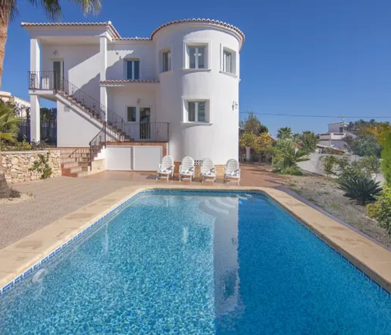 SOLEADA,Belle villa pour 8 personnes à Calpe avec piscine privée et wifi gratuit. à Calpe / Calp