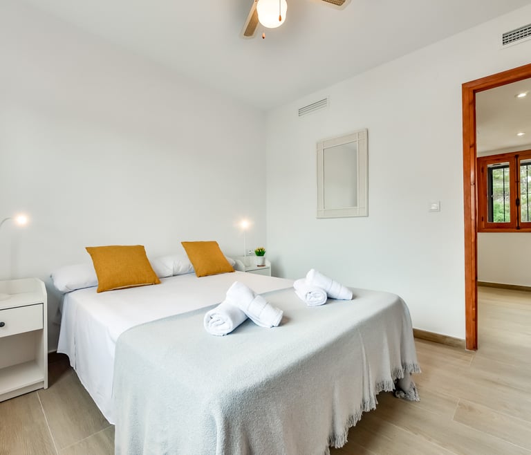 THOMAS, Bungalow para 6 personas con piscina,wifi gratis en Benissa - Habitaciones